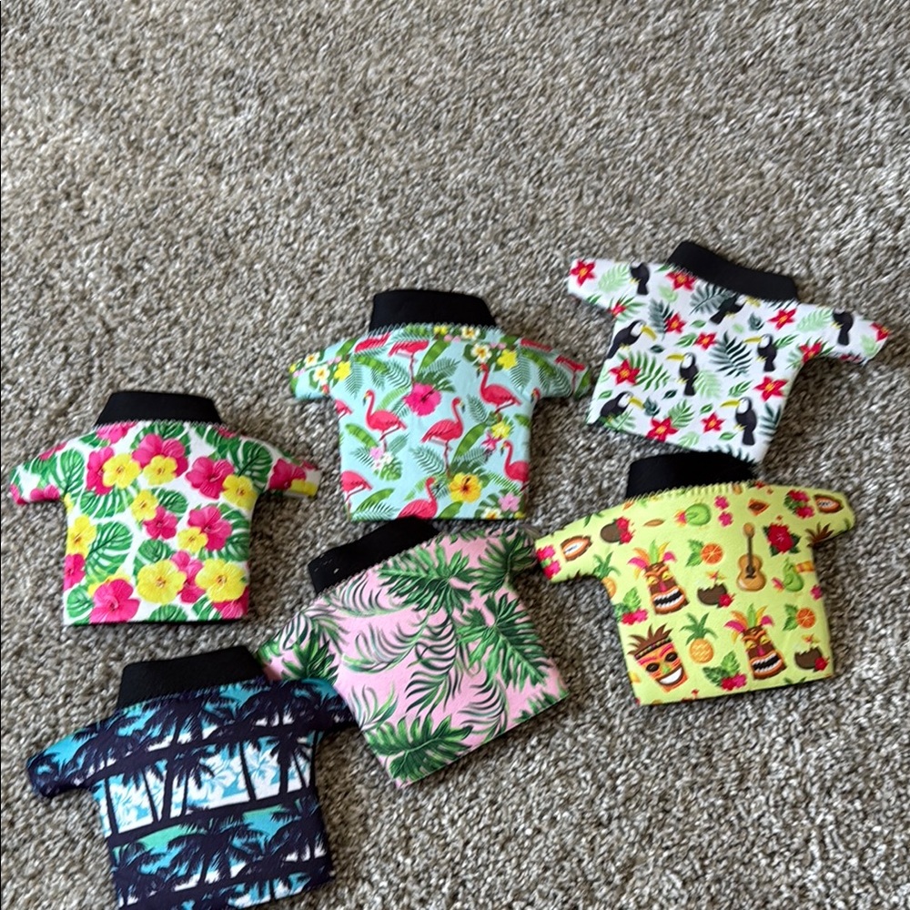 Koozie Miniature Hawaiian Shirts - Picture 2 of 3